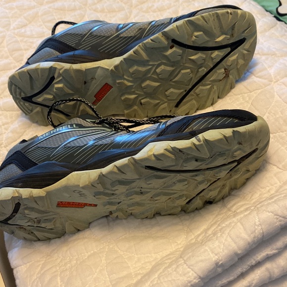 Merrel shoes - Picture 4 of 4